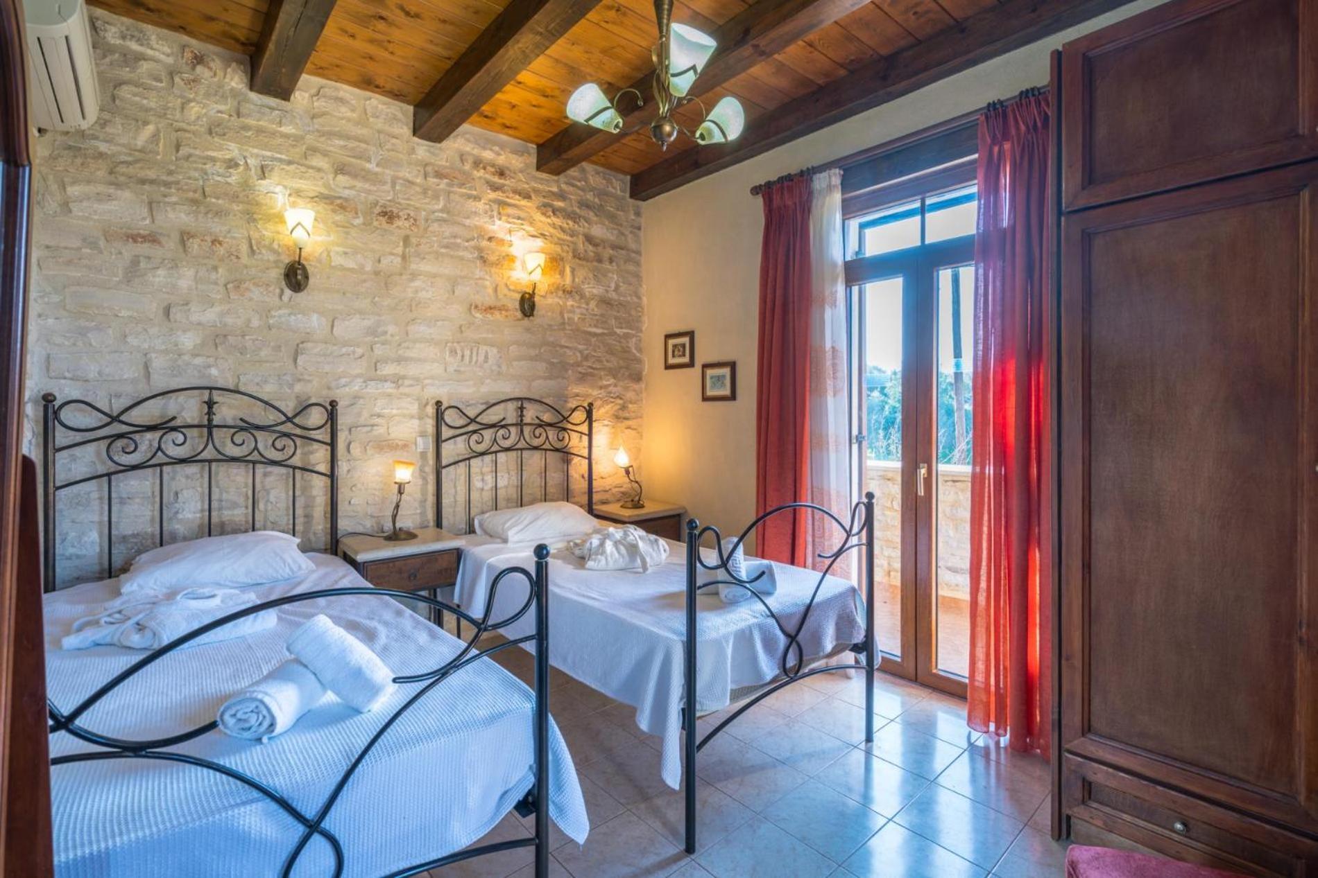 Villa Marcos Chara In Asteri Астерион Экстерьер фото